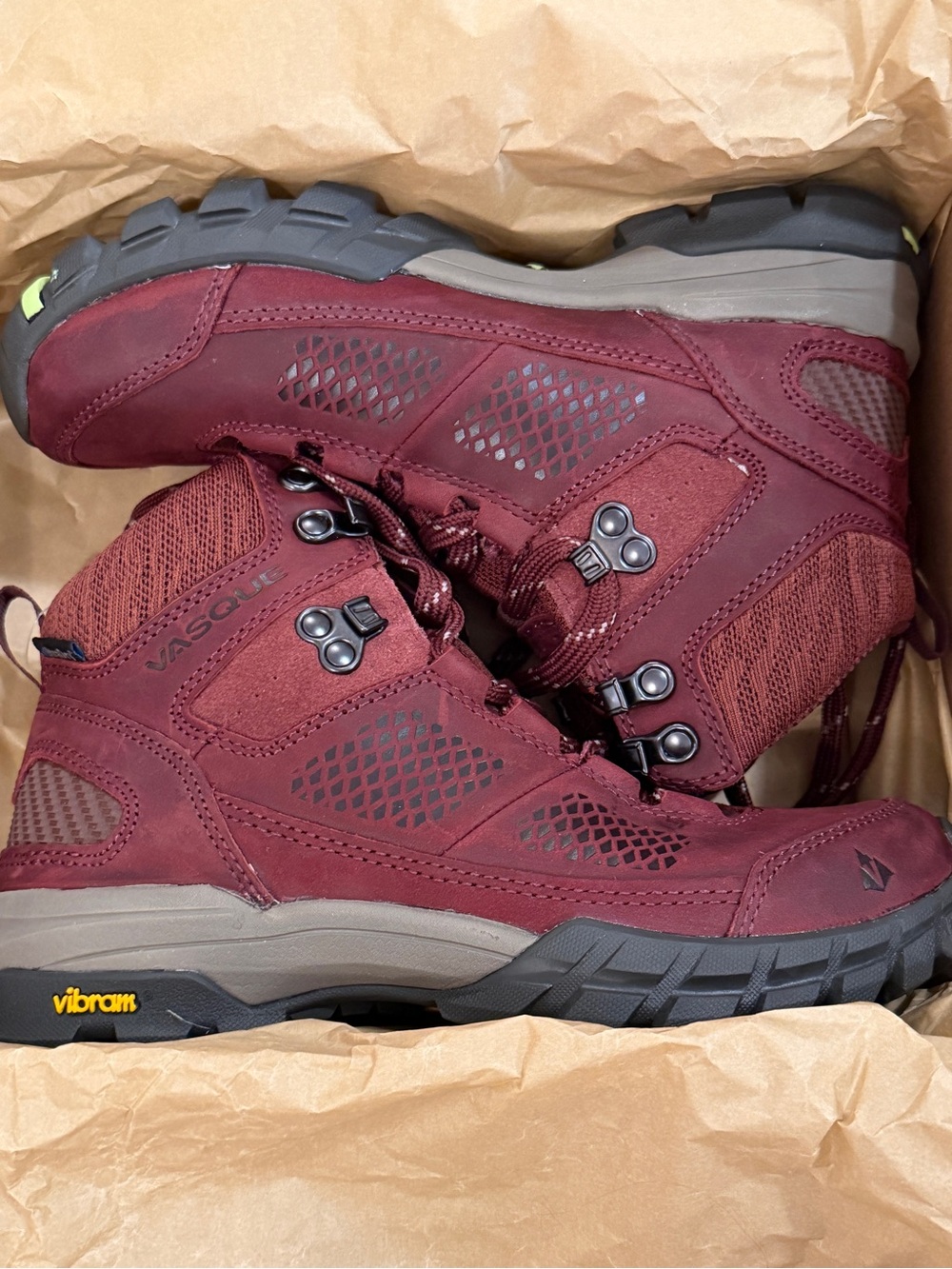 Vasque Burgundy Hiking Boots - Durable Trail Performance Sz 6.5 left